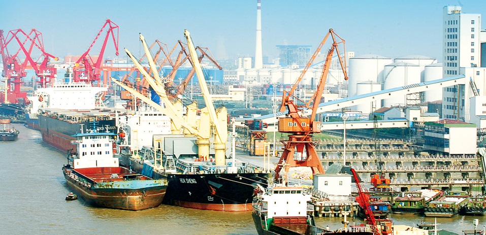 张家港云顶国际官网粮油码头继续入围新一期全国进境粮食指定口岸名单